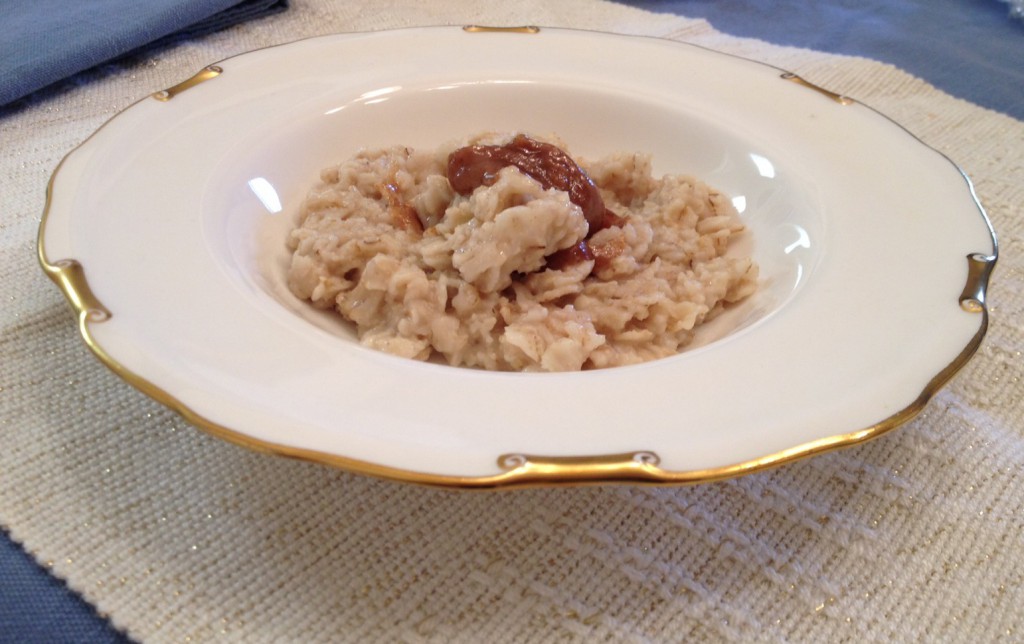 vegan breakfast recipe oatmeal with almond butter
