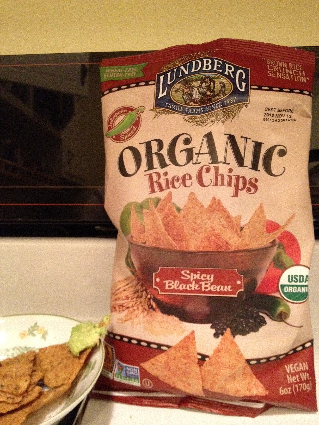 Accidentally Vegan: Spicy Black Bean Organic Brown Rice Chips from Lundberg Family Farms!