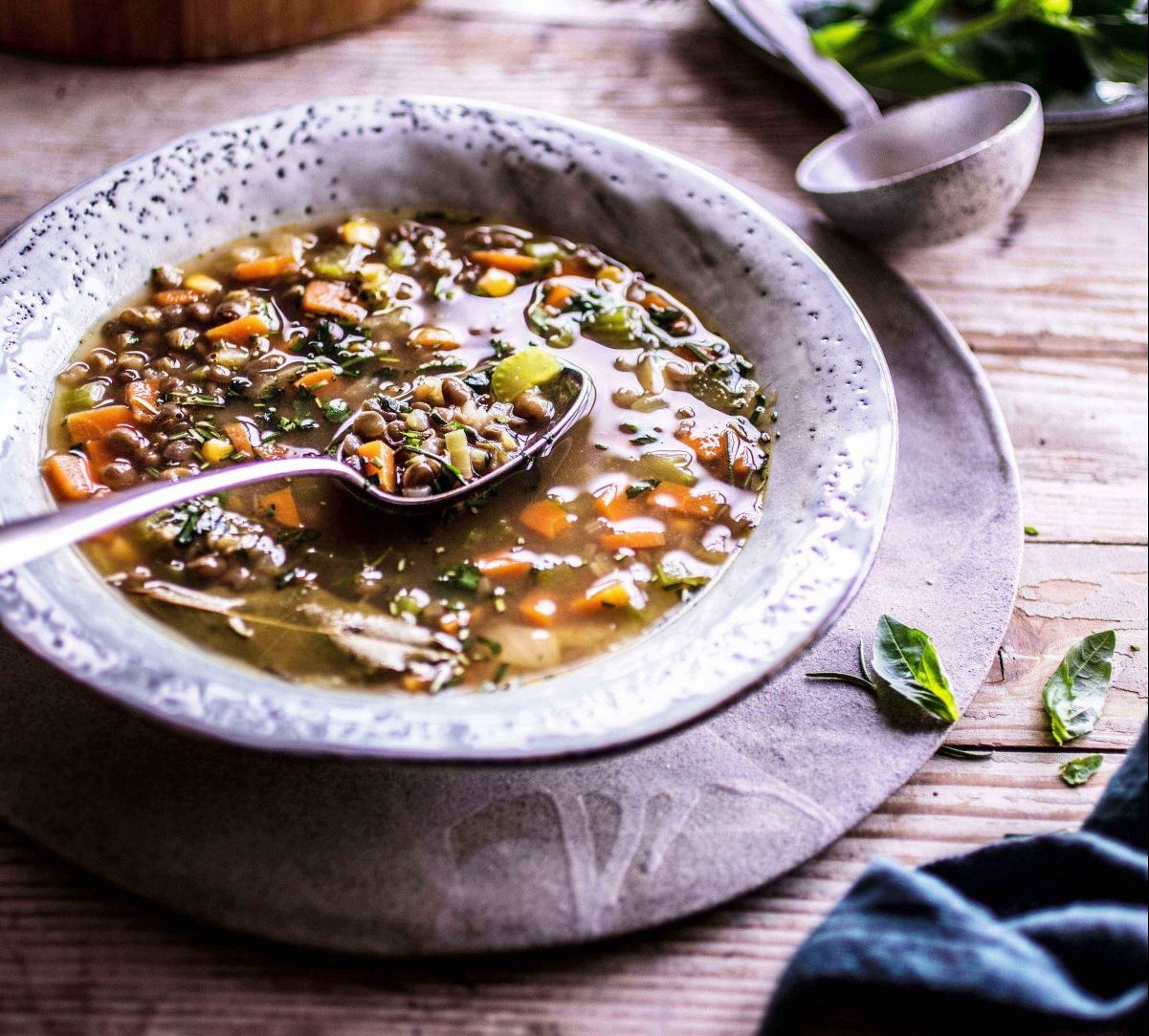 Vegan Lentil Soup with Fresh Herbs - Yummy Plants