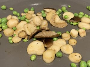 vegan scallops with peas